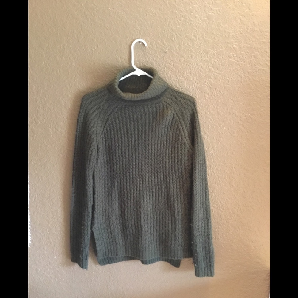 Forever 21 Sweater